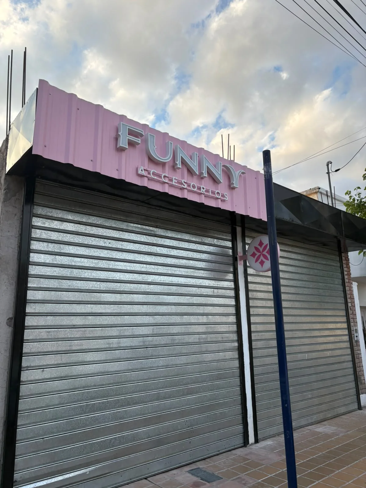Pintura y terminaciones de un proyecto de CUBIK